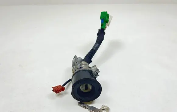 Peugeot 607 Ignition lock N0502334 9654570280