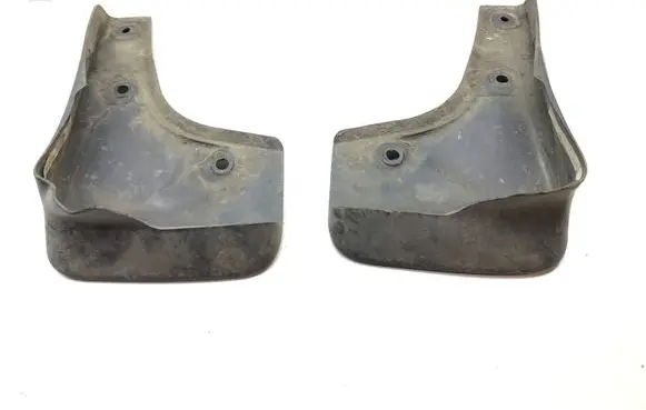 Mitsubishi Lancer Mudguards set YH032R02