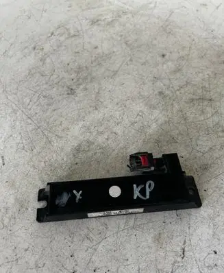 Tesla Model X Keyless system antenna 104313000B 12069009R1F