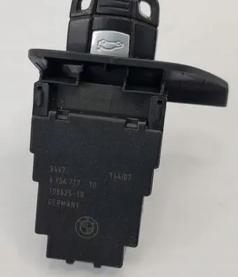 BMW 1 E81 E87 Ignition lock 6954717