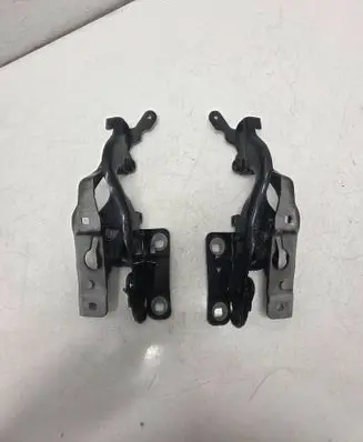 Mercedes-Benz CLA C117 X117 W117 Engine bonnet/hood hinges 