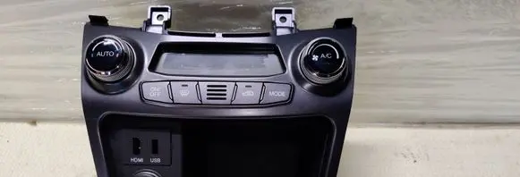 SsangYong Korando Climate control unit 6874034110