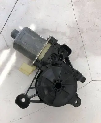Audi A3 S3 8V Rear door window regulator motor 5Q0959801