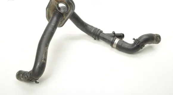 Porsche Macan (95B) Engine coolant pipe/hose 95B819373E