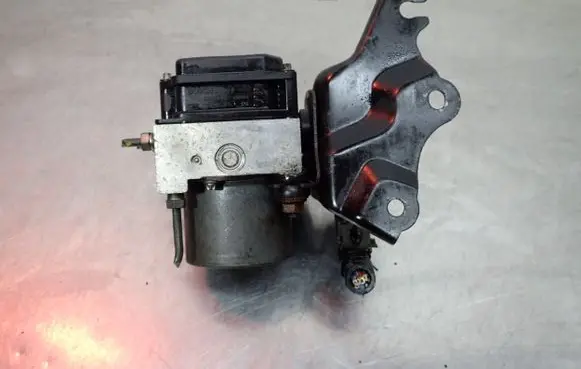 Toyota Corolla E140 E150 ABS Pump