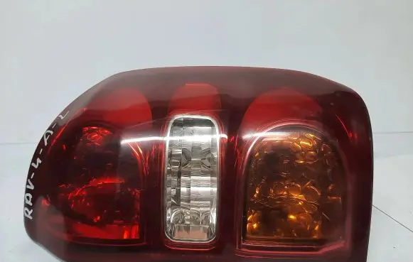 Toyota RAV 4 (XA20) Tailgate rear/tail lights USA11921