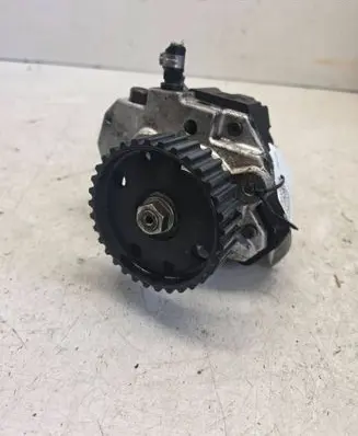 Opel Astra H Fuel injection high pressure pump 8973279240