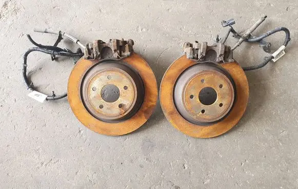 Ford Kuga II Rear brake caliper GV612D251B GV612D250B