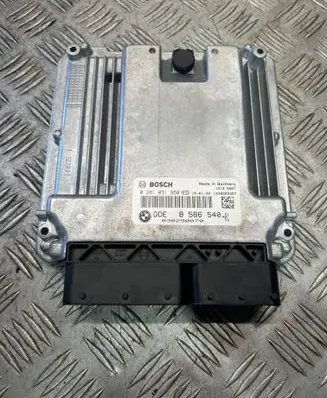 BMW 3 F30 F35 F31 Engine control unit/module 8586540 0281031950