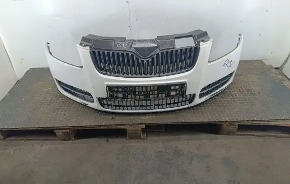 Skoda Fabia Mk2 (5J) Front bumper 