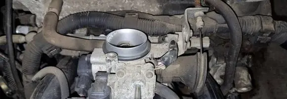 Toyota Yaris Throttle valve 