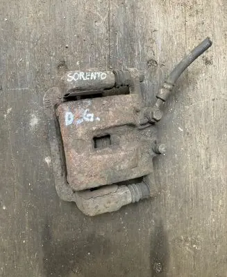 KIA Sorento Rear brake caliper