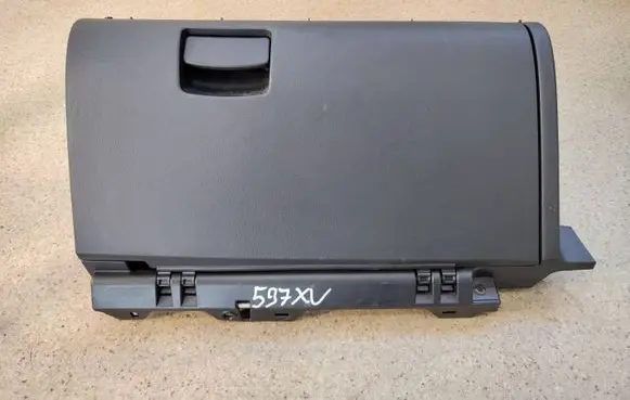 Subaru XV II Glove box 66055FL01016 66055FL010