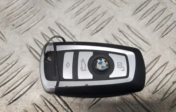 BMW 3 F30 F35 F31 Ignition key/card 9284937