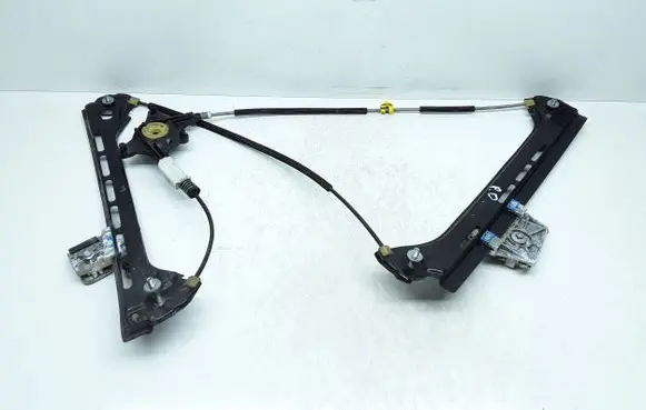 Mercedes-Benz E C207 W207 Front door electric window regulator 