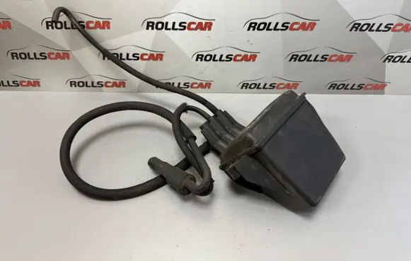 Vacuum air tank
