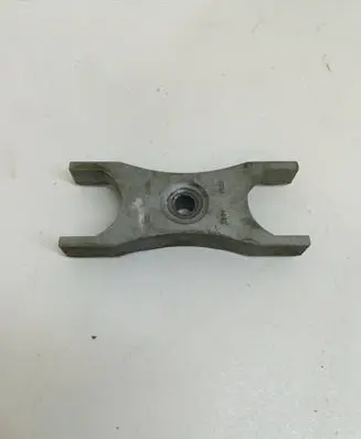 Skoda Superb B6 (3T) Fuel Injector clamp holder 