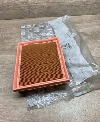 Peugeot 206 Air filter 1444J5