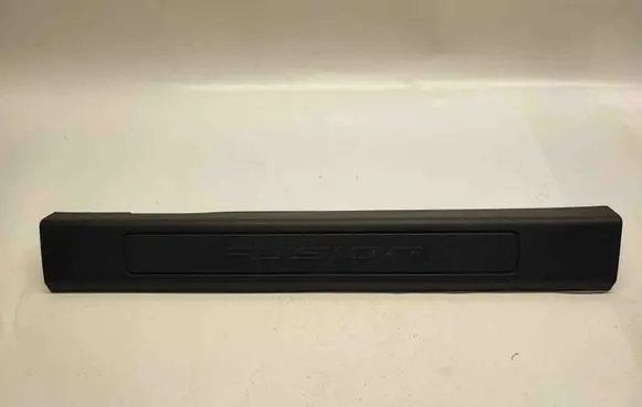 Ford Fusion Front sill trim cover DS73F13200A