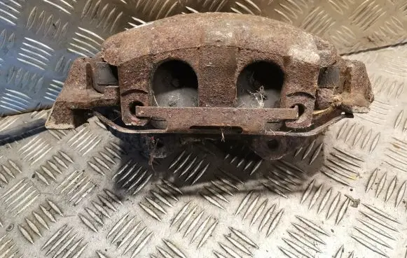 Mercedes-Benz ML W164 Front brake caliper