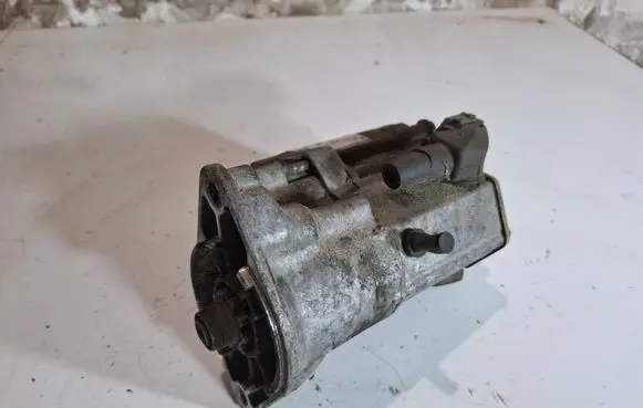 Toyota Corolla E110 Starter motor 2810011100 2280004320