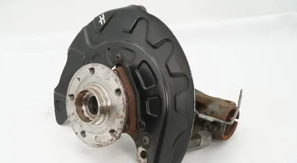 Volkswagen Golf VII Front wheel hub spindle knuckle 5Q0400054DR