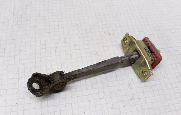 Honda Civic Rear door check strap stopper