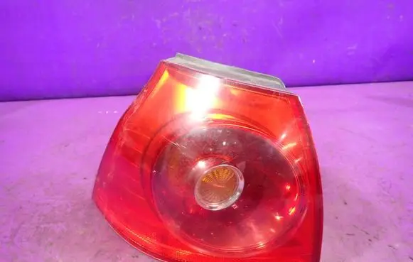 Volkswagen Golf IV Rear/tail lights 1K6945095E