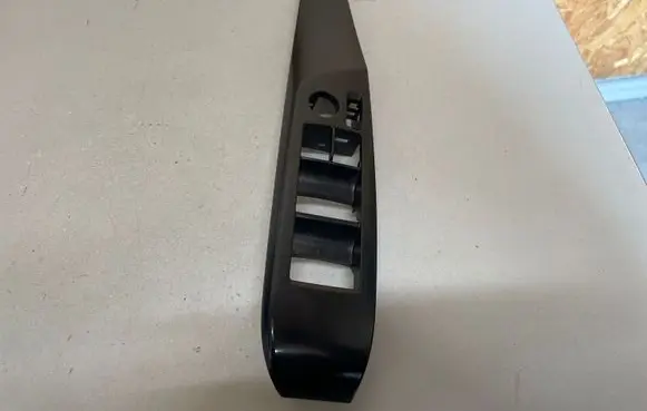 Toyota Camry VIII XV70 Front door window switch trim 7423133600