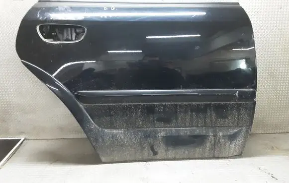Subaru Outback Rear door