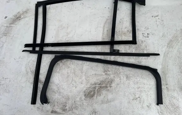 Ford Grand C-MAX Sliding door rubber seal 