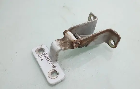 Rear door upper hinge