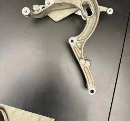 Mercedes-Benz E AMG W213 Engine mounting bracket A1772420100