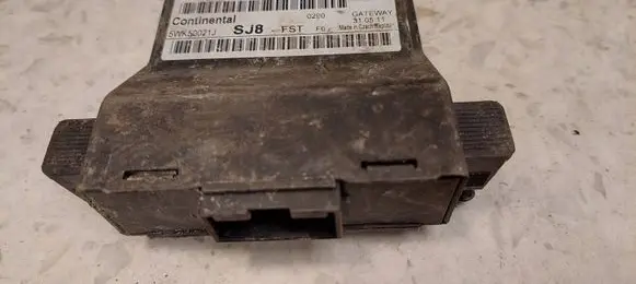 Volkswagen Tiguan Gateway control module 7N0907530C 1K0907951