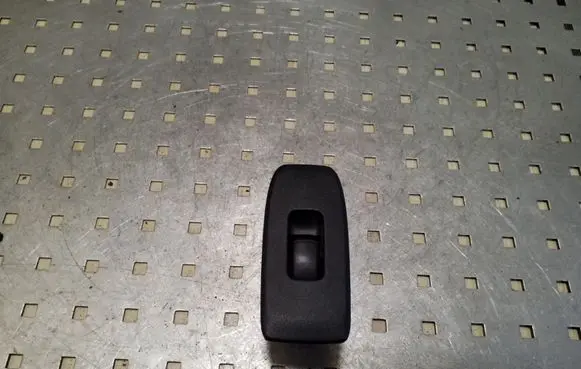 Mitsubishi Pajero Electric window control switch MR444892 MR445659