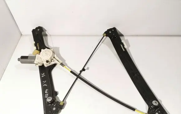 BMW X6 E71 Front door window regulator with motor 6967261