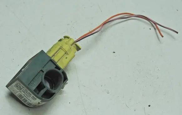Suzuki SX4 Airbag deployment crash/impact sensor 38930-80J00 5WK43661 42120107