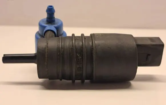 Volkswagen Caddy Headlight washer pump 987069967 V10080204
