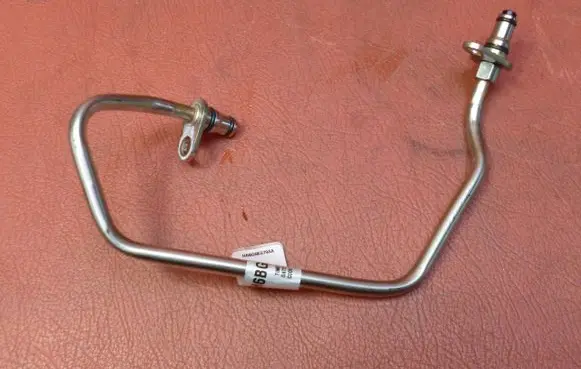 Ford Focus Turbo turbocharger oiling pipe/hose H6BG6K679AA
