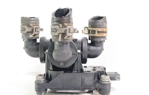 Audi e-tron Coolant heater control valve 4KE963375H 4KE121703E