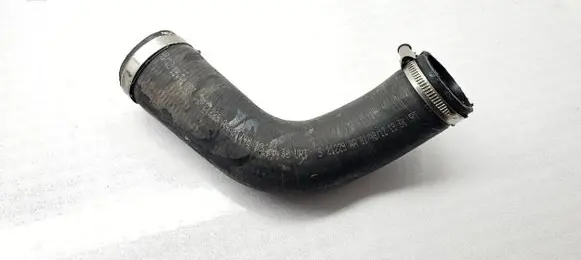 Volkswagen Multivan T5 Intercooler hose/pipe 7E0145709A