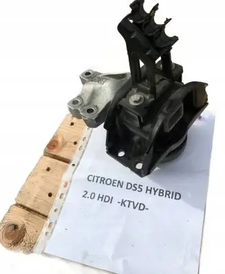 Citroen DS5 Engine mount bracket 9681855180