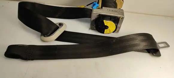 Volkswagen New Beetle Front seatbelt 1C1857706G 65432 040180