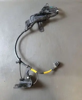 Nissan Qashqai J12 ABS rear brake sensor 