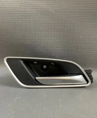 MG ZS Front door interior handle trim 20222222 PA6GF15