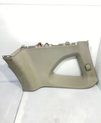 Toyota RAV 4 (XA40) (C) pillar trim 6247042130