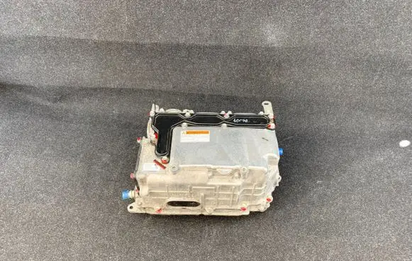 Toyota Auris E180 Voltage converter inverter G920076030