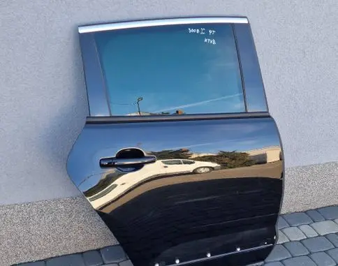 Peugeot 3008 I Rear door 