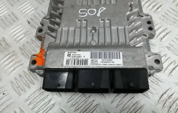 Peugeot 308 Engine control unit/module 9666681180 S180123001 9676760880