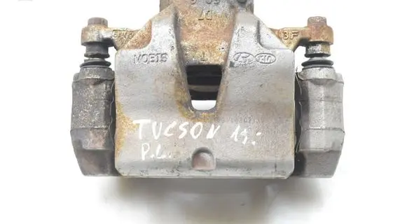 Hyundai Tucson TL Front brake caliper